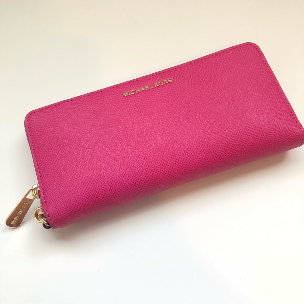 NWT Michael Kors Raspberry Continental Zip Wallet
